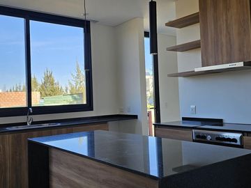 Casa en Venta en El Naudir a estrenar con pileta 3 dormitorios y escritorio 1207