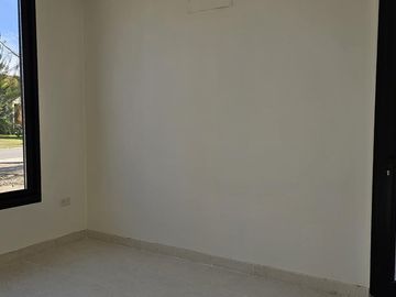 Casa en Venta en El Naudir a estrenar con pileta 3 dormitorios y escritorio 1207