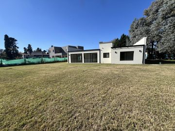 Casa en venta en Barrio Cerrado Sausalito