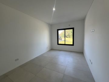 Casa en venta en Barrio Cerrado Sausalito