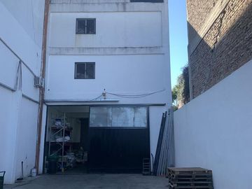 Depósito de 420 m2 cub. c/ renta calzada, Villa Ballester