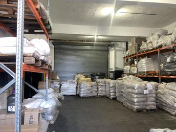 Depósito de 420 m2 cub. c/ renta calzada, Villa Ballester