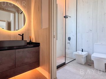 Venta - Casa con Estilo Moderno - Barrio Pilar Golf Club