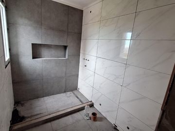 VENTA/PERMUTA - Casa - 2 dormitorios - Cochera - Tierra de Sueños, Roldán.