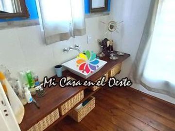 LIQUIDO POR VIAJE - Hermosa Casa a la Venta sobre 2 lotes - Villa Giardino - Córdoba