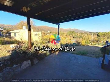 LIQUIDO POR VIAJE - Hermosa Casa a la Venta sobre 2 lotes - Villa Giardino - Córdoba
