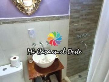 LIQUIDO POR VIAJE - Hermosa Casa a la Venta sobre 2 lotes - Villa Giardino - Córdoba