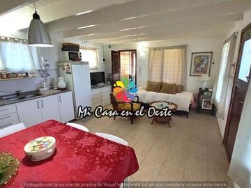 LIQUIDO POR VIAJE - Hermosa Casa a la Venta sobre 2 lotes - Villa Giardino - Córdoba
