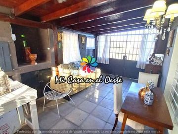 LIQUIDO POR VIAJE - Hermosa Casa a la Venta sobre 2 lotes - Villa Giardino - Córdoba