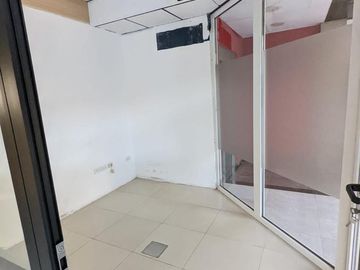 Oficina - Villa Gobernador Udaondo