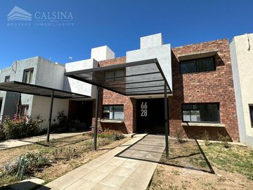 La Catalina, Villa Allende