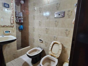 PH en  VENTA- SANTOS LUGARES- 3 DE FEBRERO