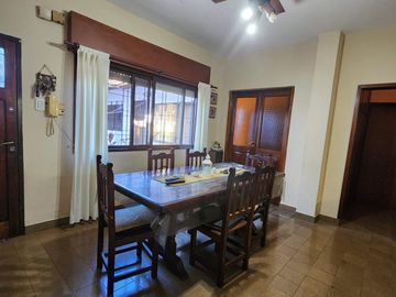 PH en  VENTA- SANTOS LUGARES- 3 DE FEBRERO