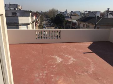 Departamentos en venta - 4UF-  5 dormitorios 5 baños - 340mts2 - Mataderos