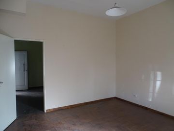 Departamentos en venta - 4UF-  5 dormitorios 5 baños - 340mts2 - Mataderos