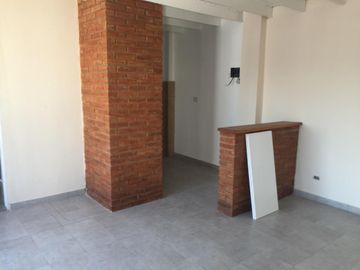 Departamentos en venta - 4UF-  5 dormitorios 5 baños - 340mts2 - Mataderos