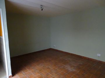 Departamentos en venta - 4UF-  5 dormitorios 5 baños - 340mts2 - Mataderos