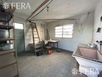 Venta de ph de 3 ambientes con balcón, patio y terraza en Wilde