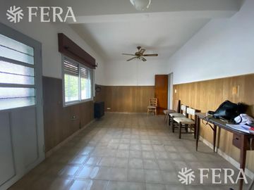 Venta de ph de 3 ambientes con balcón, patio y terraza en Wilde