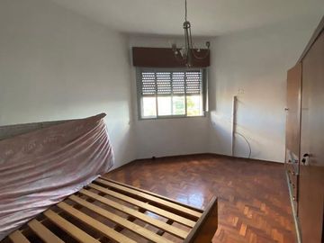 Venta de ph de 3 ambientes con balcón, patio y terraza en Wilde