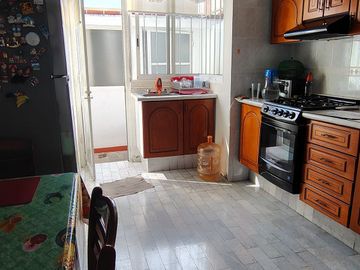 CASA EN VENTA, VALLE  DORADO, VIGILANCIA, EXCELENTE MANTENIMIENTO.