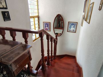 CASA EN VENTA, VALLE  DORADO, VIGILANCIA, EXCELENTE MANTENIMIENTO.