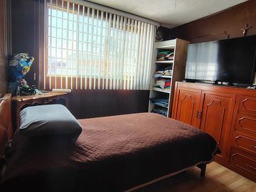 CASA EN VENTA, VALLE  DORADO, VIGILANCIA, EXCELENTE MANTENIMIENTO.