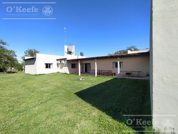 QUINTA EN VENTA - 6000 MTS CON PILETA EN ABASTO