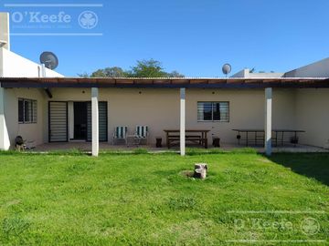 QUINTA EN VENTA - 6000 MTS CON PILETA EN ABASTO
