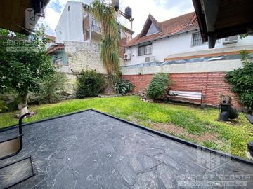 Casa con galpon en venta en  San Andres