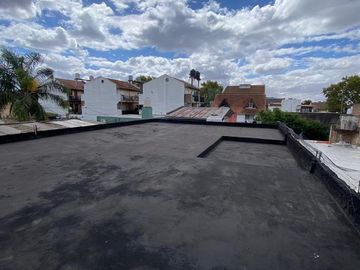 Casa con galpon en venta en  San Andres