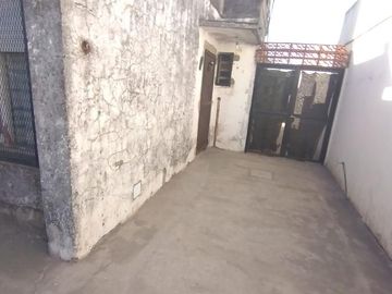 Casa dos dormitorios en venta -Barrio Tiro Suizo