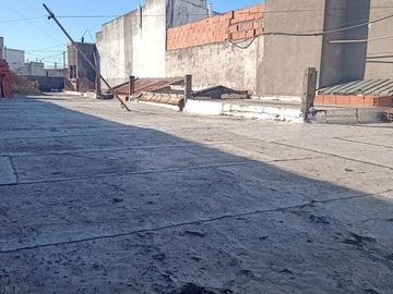 Casa en venta - 9 dormitorios 4 baños - 250mts2 - La Plata