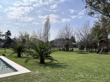 Venta Casa - Barrio Privado San Joaquin - APTO CREDITO