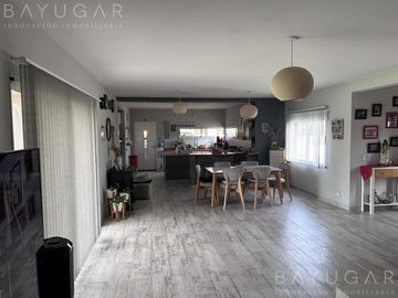 Venta Casa - Barrio Privado San Joaquin - APTO CREDITO