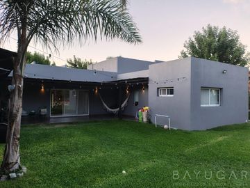 Venta Casa - Barrio Privado San Joaquin - APTO CREDITO