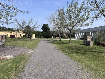 Venta Casa - Barrio Privado San Joaquin - APTO CREDITO