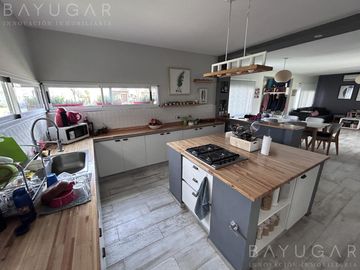 Venta Casa - Barrio Privado San Joaquin - APTO CREDITO