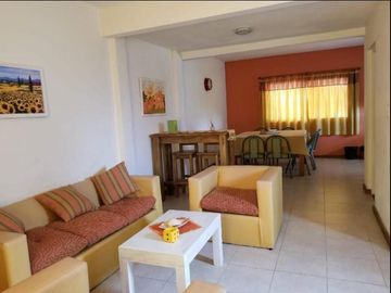 Casa en venta - 3 dormitorios 1 baño - cochera patio parrilla - 500mts2 - Nueva Atlantis