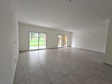Casa en Santa Lucia Pilar del Este