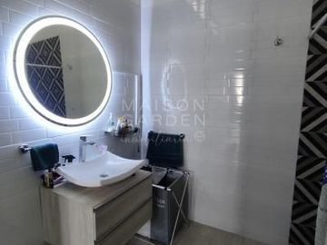 Casa en Venta en Ciudad Satélite completamente remodelada
