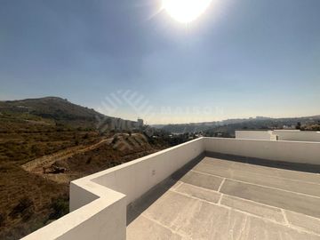 Casa en Venta, nueva, en Fractus, con 3 recámaras con baño cada una