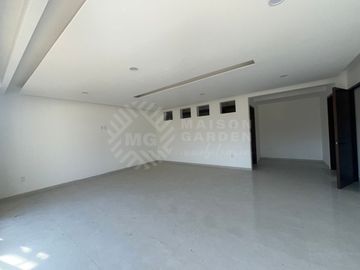 Casa en Venta, nueva, en Fractus, con 3 recámaras con baño cada una