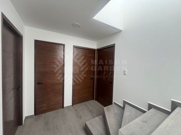 Casa en Venta, nueva, en Fractus, con 3 recámaras con baño cada una