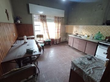 Casa de 3 ambientes en Banfield