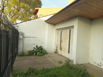 Casa de 3 ambientes en Banfield