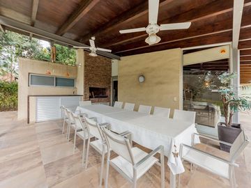 VENTA/PERMUTA - Casa 3 dormitorios con parque y pileta - Roldán, Santa Fe.
