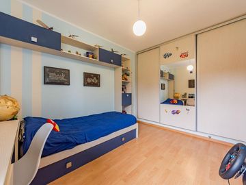 VENTA/PERMUTA - Casa 3 dormitorios con parque y pileta - Roldán, Santa Fe.