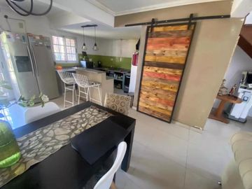 Casa en venta - 3 Dormitorios 2 Baños - 150Mts2 - Ituzaingó