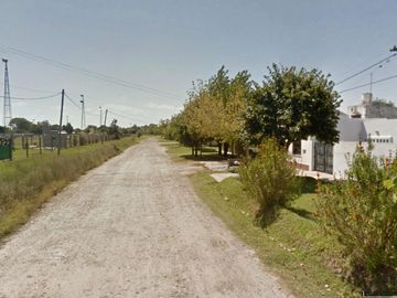 PH en venta - 1 dormitorio 1 baño - 72mts2 - Chascomus
